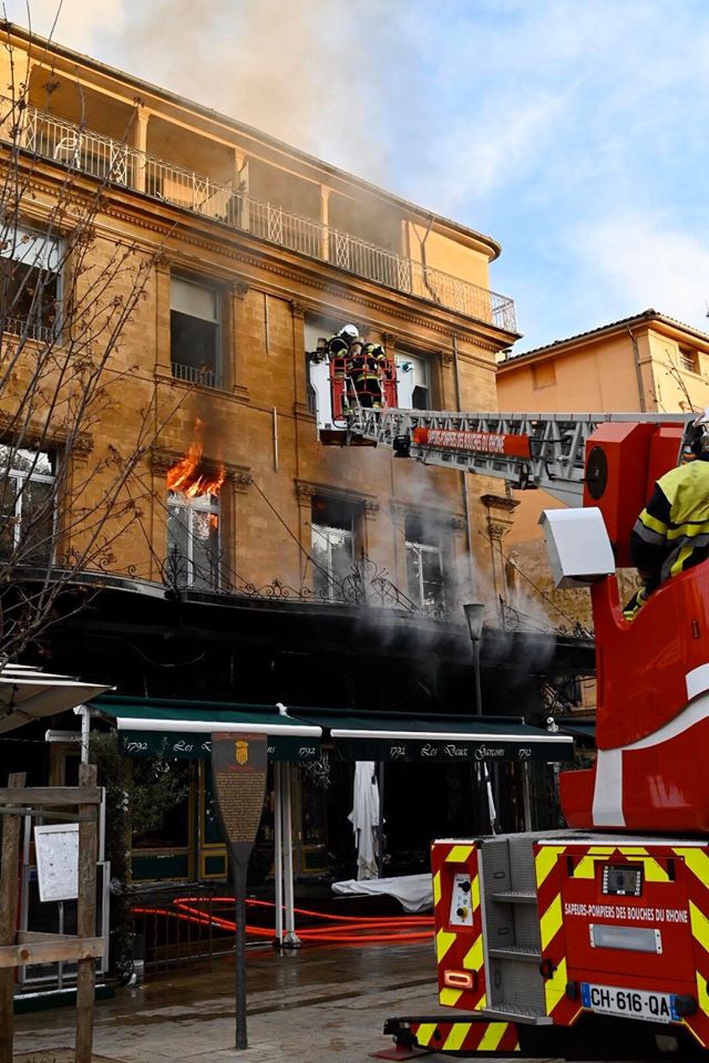 Aix-en-Provence. Classée monument historique, la brasserie les deux G est partie en fumée