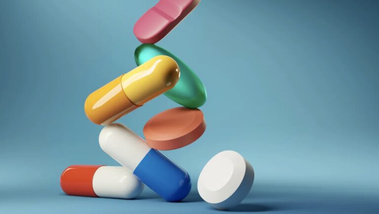 <span style='color:#f9b233;'>Santé 2024:</span></br> Antibiotiques sans ordonnance, médicaments à l’unité en pharmacie